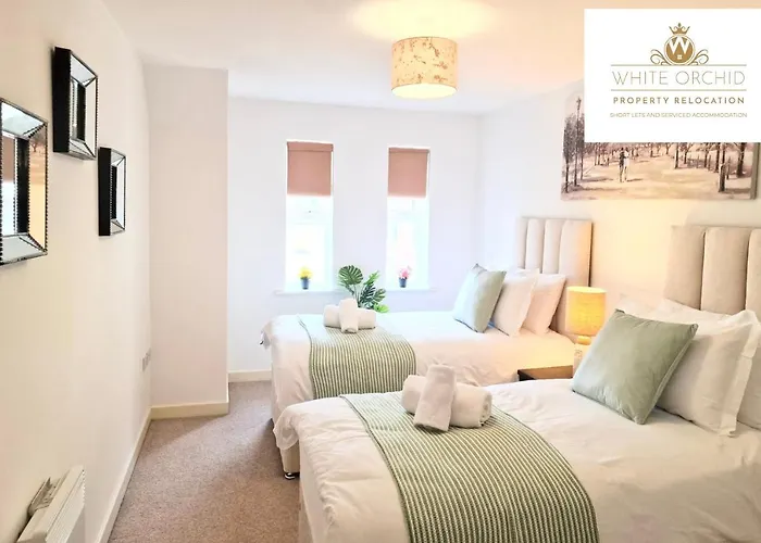 Contractors 2Bedrooms Apartment With Balcony & Free Parking By White Orchid Property Relocation
